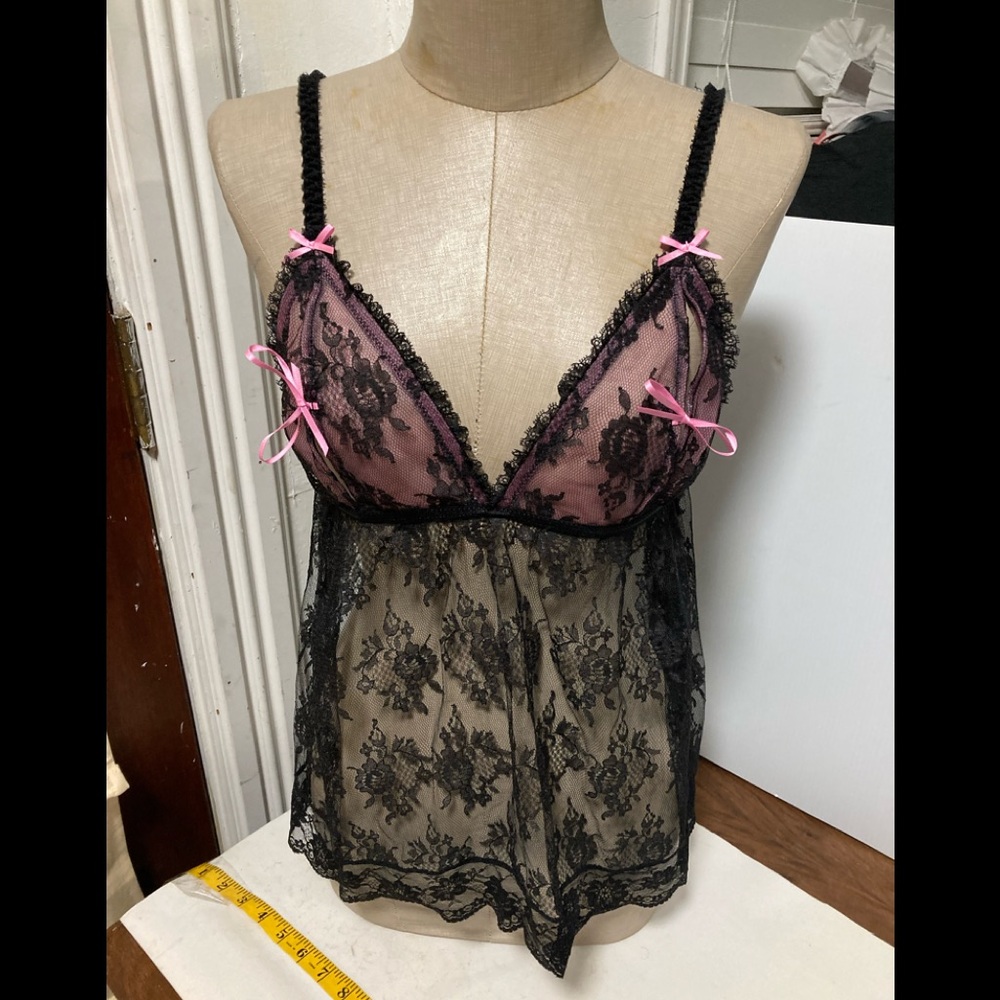 Victoria Secrets medium